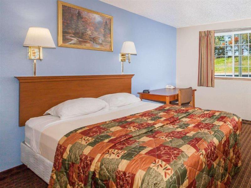 Super 8 By Wyndham Johnstown/Gloversville Kültér fotó