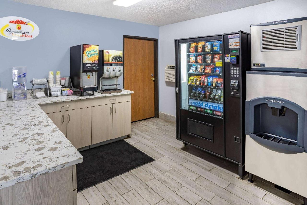 Super 8 By Wyndham Johnstown/Gloversville Kültér fotó