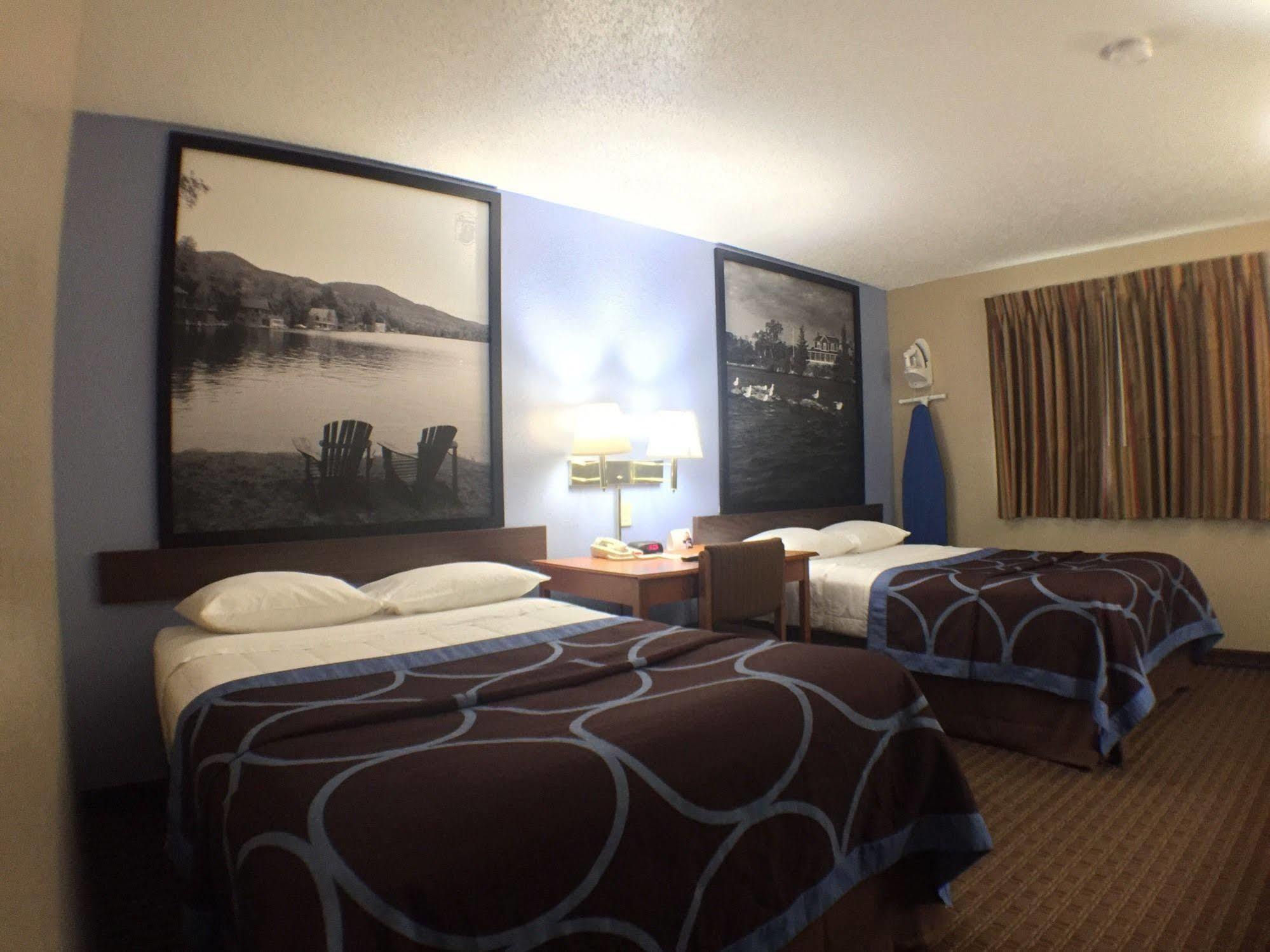 Super 8 By Wyndham Johnstown/Gloversville Kültér fotó